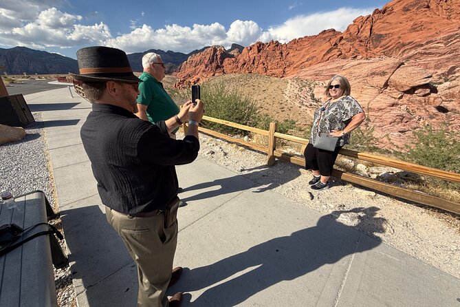 Private Las Vegas Highlights Tour - Scenic Drive and Highlights in Red Rock Canyon