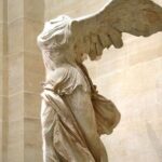 Private Louvre Museum Tour for Kids & Families with Alberto or his team in Paris - Convenient Meeting Point at the Arc de Triomphe du Carrousel