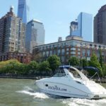 Private Luxury Daytime Boat Tour in New York City - 1 Hour - The Vessel: A 28-Foot Luxury Powerboat Designed for Comfort