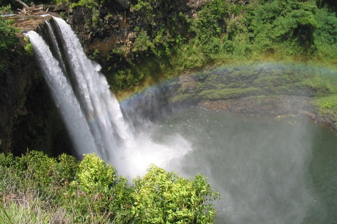 Private Luxury Tour of Kauai: South & West Shores - Discover the Majesty of Waimea Canyon