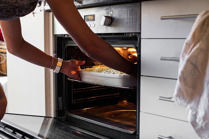 Private Market Tour and Portuguese-Goan Cooking Class with Paula - Drinks and Lunch: What’s Included?