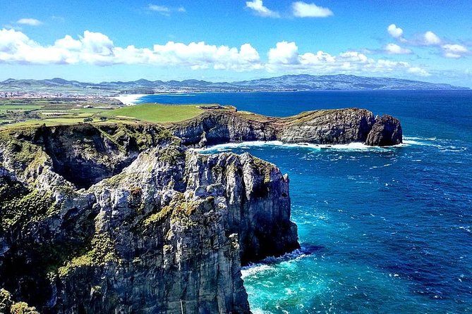 Private Mini Van Sete Cidades and Lagoa do Fogo (1-6 people) - Lagoa do Fogo: High-Altitude Serenity