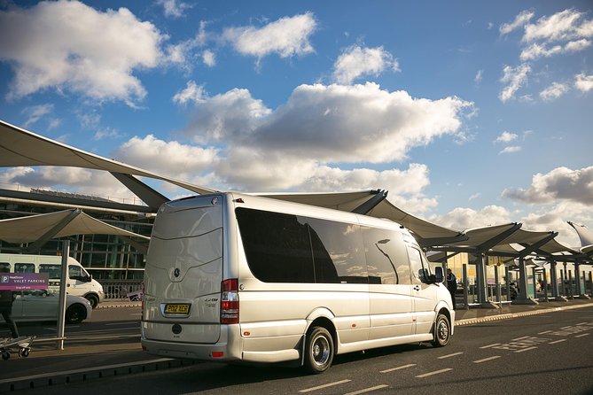 Private Minibus Arrival Transfer: Gatwick to Central London Airport - Pick-up Procedure at Gatwick Airport