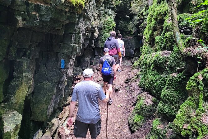 Private Nottawasaga Bluffs Caves Hiking Tour,Collingwood/Creemore - Highlighting the Epic Lookout and Scenic Views