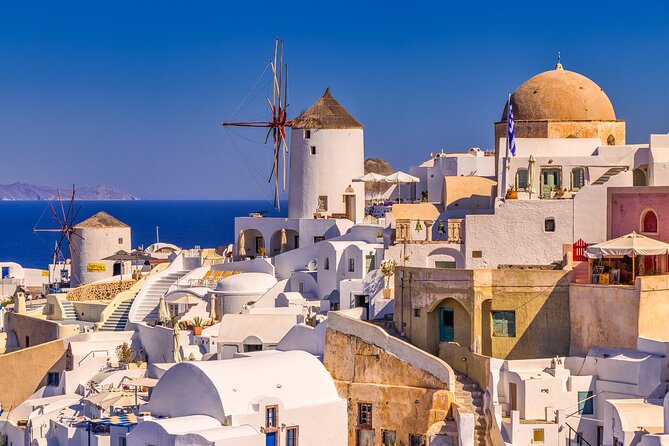 Private Oia Panoramic Scenes: Embrace the most picturesque village of Santorini! - Exploring Oia’s Iconic Blue Domes and Cultural Sites