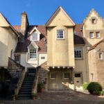 Private Old Town, Edinburgh Walking Tour - Highlights of Edinburgh Castle from the Outside