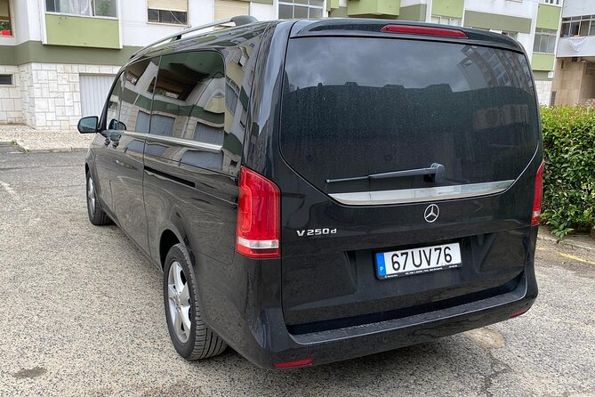 Private One-way Transfer between Lisbon Airport and Lisbon city - The Convenience of Mobile Tickets and Instant Confirmation