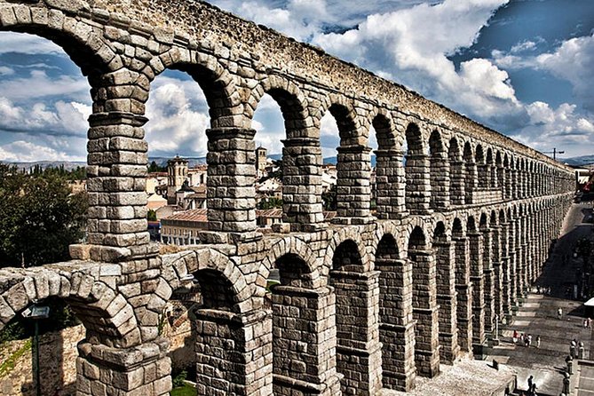 Private one way Transfer from/to Madrid to/from Segovia - The Service Provider: Tour Travel & More