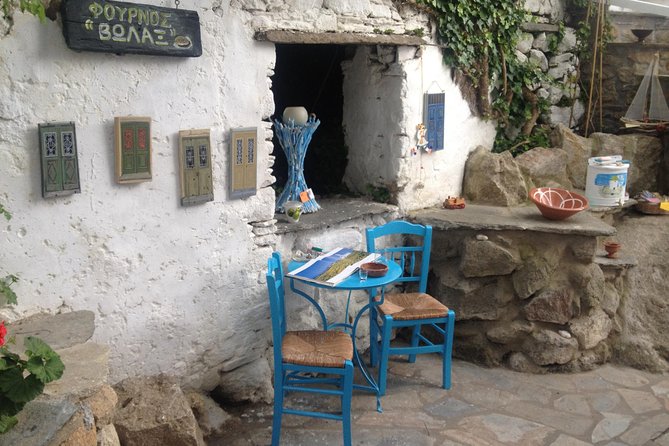 Private Only "The Highlights" Walking tour - Easy Start at the Leto Hotel Meeting Point