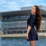 Private Photography Portraits City Activity in Copenhagen - Portrait Photography at Iconic Landmarks like Nyhavn and Rosenborg Castle
