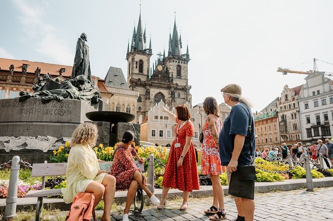 Private Prague City Highlights Tour with a Stop at a Czech Cafe - The Allure of Old Town Square and the Astronomical Clock