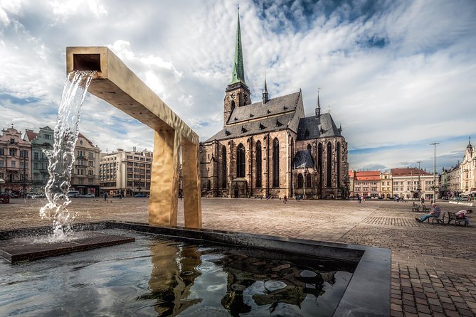 Private Prague to Munich luxury transfer via Pilsner Brewery - Visiting the Pilsner Urquell Brewery: A Beer Lover’s Dream