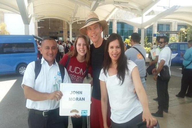 Private round airport transfer from Cancun - Puerto Aventuras - airport. - Accessibility and Vehicle Comfort Features