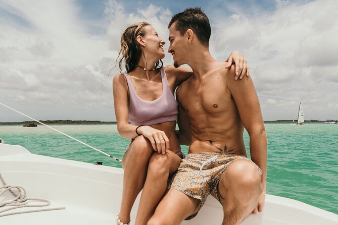 Private sailing tour of Bacalar Lagoon - Customizable Itinerary and Key Stops