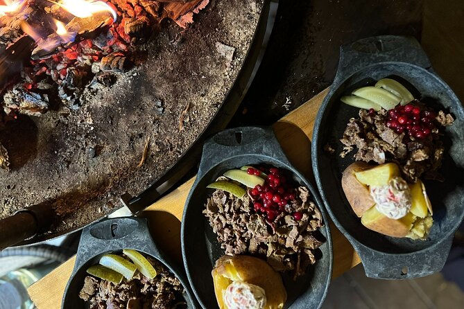 Private Sauna Experience, Dinner and Northern Lights - Exploring the Wilderness Village at Lompolo