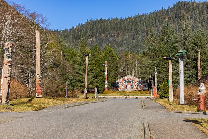 Private Saxman Native Village Signature Collection & Creek Street - Creek Street and Wildlife Viewing at the Salmon Ladder