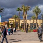 Private Shopping Tour from Palm Springs to Desert Hills Outlets - Exploring Desert Hills Premium Outlets: California’s Largest Luxury Outlet Mall
