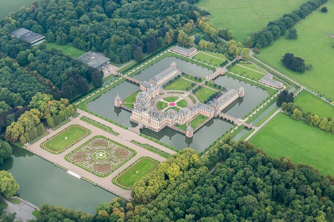 Private Sightseeing Flight above Münster - The Experience of Flying in a Small Aeroplane