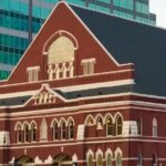 Private Small Group Nashville Food & Sightseeing Tour - Exploring Nashville’s Landmark Highlights from the Van