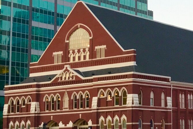 Private Small Group Nashville Food & Sightseeing Tour - Exploring Nashville’s Landmark Highlights from the Van