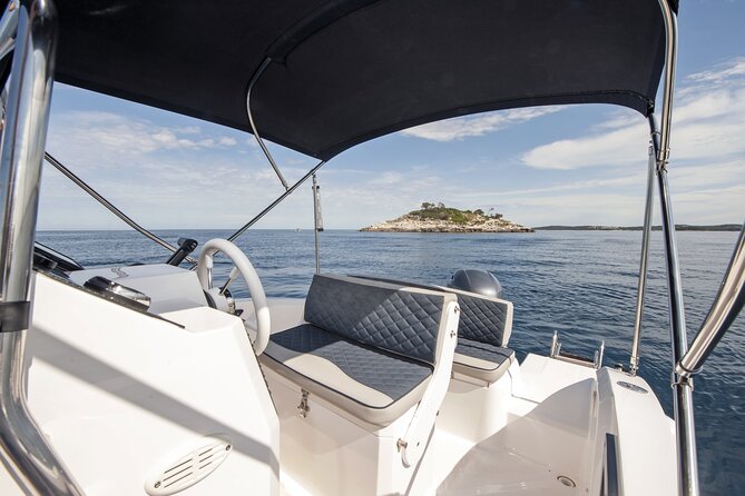 Private Speedboat Tour to Rovinj Islands and South Coves - What Makes Sveti Andrija a Unique Stop