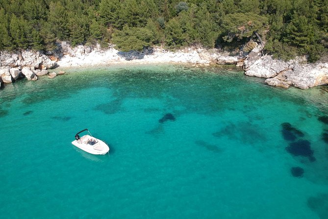 Private speedboat tour to the islands - Visiting Kolocep Island: A Blue Cave and Village Charm