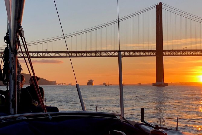 Private Sunset Sailing cruise from Lisbon - Starting Point at Doca do Bom Sucesso