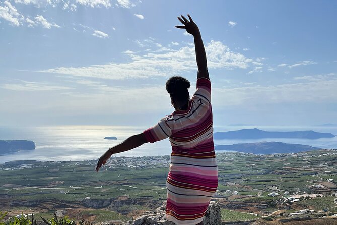 Private tour experience in Santorini island - Exploring Perissa and Perivolos Beaches