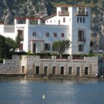 Private Tour: Glamourous Monaco and French Riviera Villages - Discover Monaco’s Iconic Cathedral and Royal Tombs