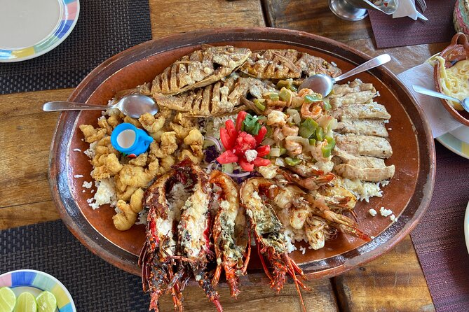 Private Tour in Puerto Vallarta - Visiting the Parroquia de Nuestra Señora de Guadalupe