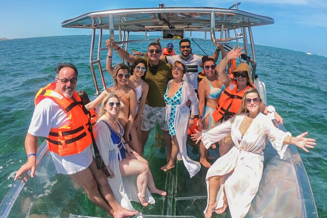 Private Tour in Transparent Boat by Nichupte in Cancun - Marine Life Encounters at the Stops