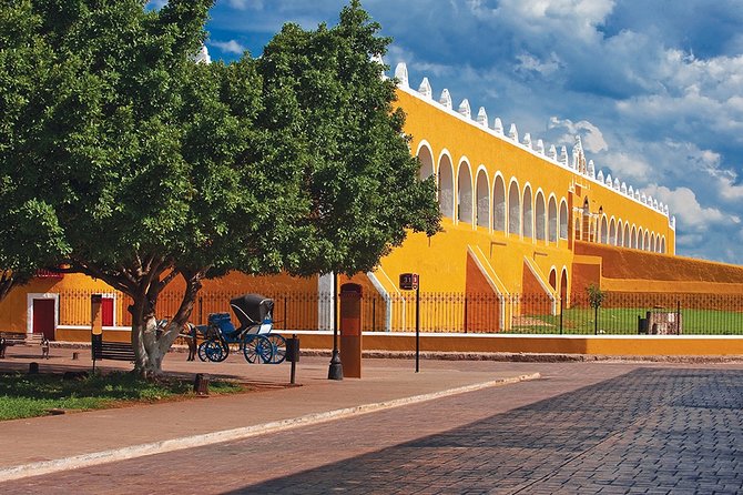 Private Tour Izamal and its ruins plus Mayan Handcraft Workshop - Exploring the Convent of San Antonio de Padua