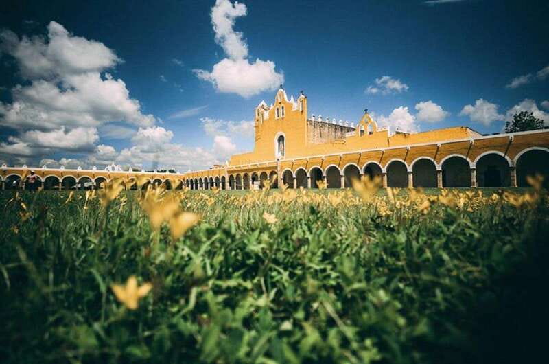 Private Tour Izamal, Ruins & Mayan handcraft workshop - Climbing the Kinich Kakmó Pyramid for Panoramic Views