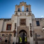 Private Tour Jewish Quarter, center and Plaza de España - Visiting the Iglesia de Santa Maria la Blanca and Jewish Heritage