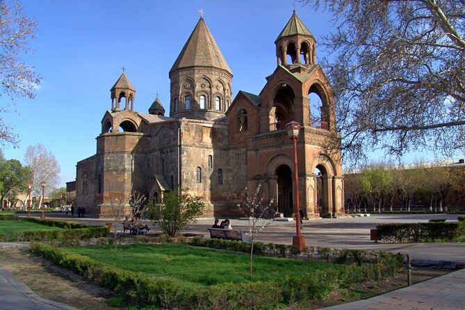 Private Tour: Khor Virap Monastery, Holy Echmiadzin, Zvartnots Temple - Visiting the Ancient Churches of Saint Hripsime and Saint Gayane