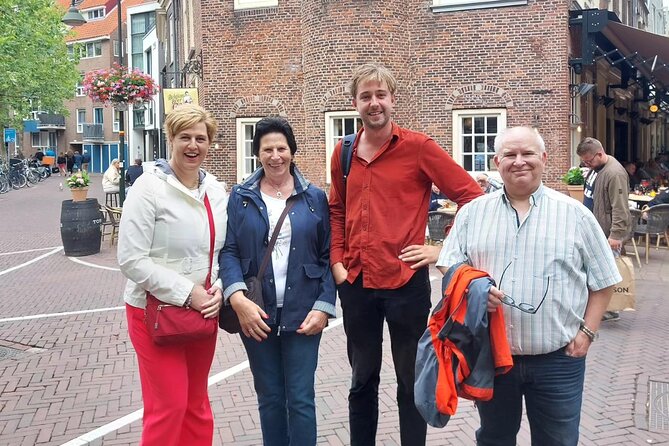 Private Tour of Delft: Dive into the Dutch Golden Age - Exploring Delft’s Historic Market Square