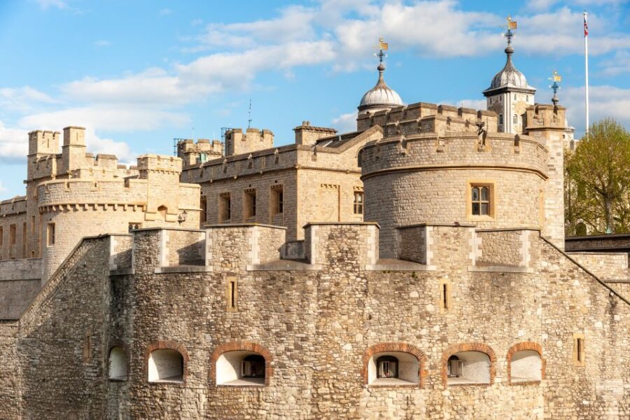 Private Tour of London with Rooftop Garden & Tower of London - Starting at Tower Hill: The Meeting Point for History and Views