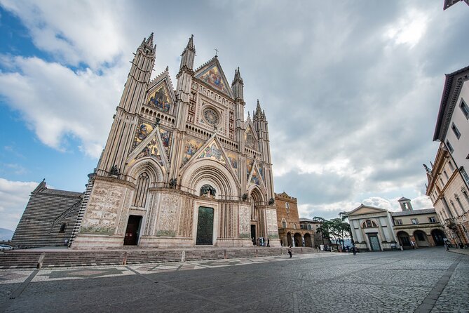 Private tour of Orvieto including the famous cathedral - Key Points