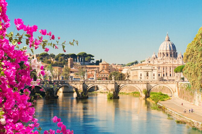 Private Tour Of Rome Highlights And Vatican Museums Skip-The-Line all included - The Iconic Trevi Fountain and Fashionable Spanish Steps