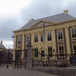 Private Tour of The Hague, Delft and Rotterdam with Lunch - Enjoy a Relaxed Lunch at Delft’s Beestenmarkt Square