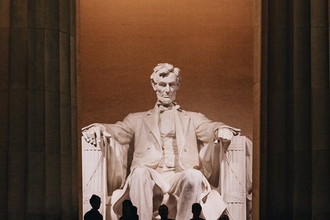 Private Tour of Washington DC - Landmark Highlights: From the U.S. Capitol to Kennedy Center