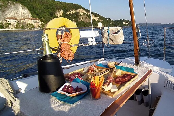 Private Tour on a Sailing Boat on Lake Maggiore with Aperitif and Music - The Route: Sailing to Santa Caterina del Sasso at Sunset