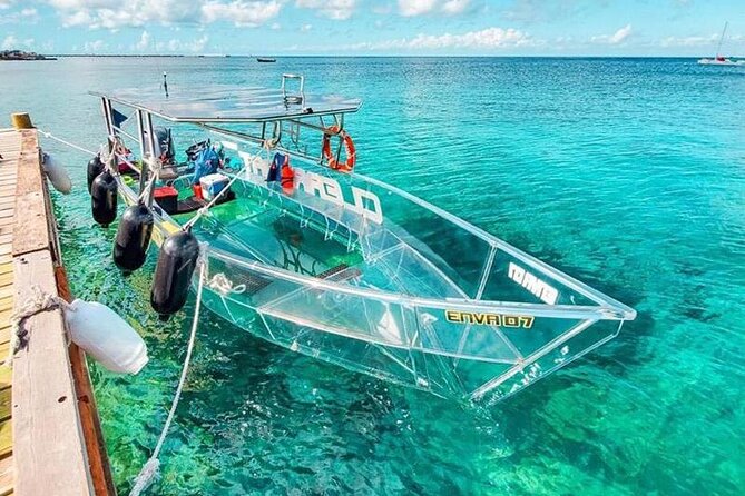 Private tour on transparent boat Cancun Nichupté lagoon - Unique Features of the Transparent Boat Experience