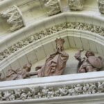 Private tour Royal Palace+Cathedral+old Jewish neighbourhood - Visiting the Seville Cathedral: The City’s Largest Religious Site