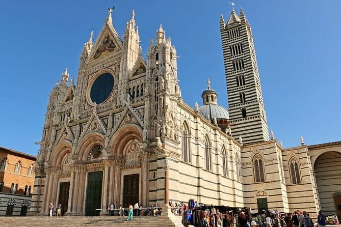 Private tour Siena, San Gimignano and Monteriggioni, lunch in the cellar - From Florence to Siena’s Historic Downtown