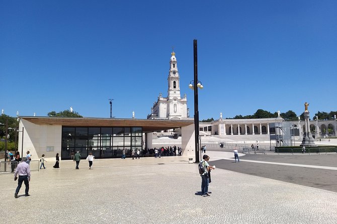 Private Tour to Fátima Sanctuary and the Little Shepherds Houses - In-Depth Visit to the Sanctuary of Our Lady of Fátima
