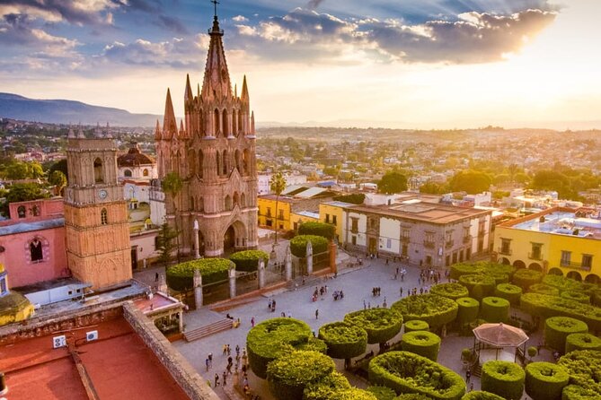 Private tour to Queretaro and San Miguel de Allende leaving the CDMX - Visiting Queretaro’s Historic Center and Viceroyalty Monuments