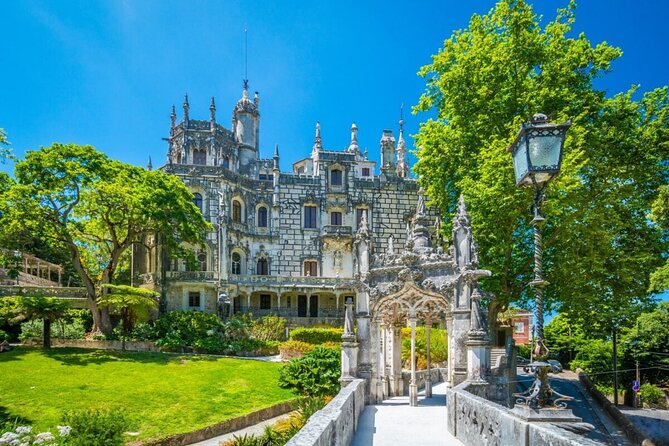 Private Tour to Sintra, Cascais and Lisbon - The Convenience of Private Pickup and End Point in Lisbon