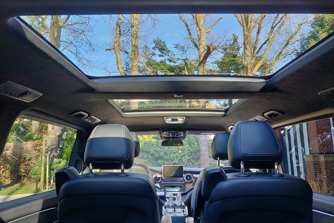 Private Tour to Zaanse Schans + Giethoorn with renting boat - Practical details: meeting point, transport, and vehicle comfort