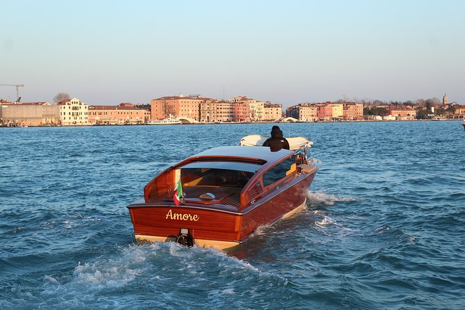 Private Tour: Venice Grand Canal Evening Boat Tour - Meeting Point and Departure Times